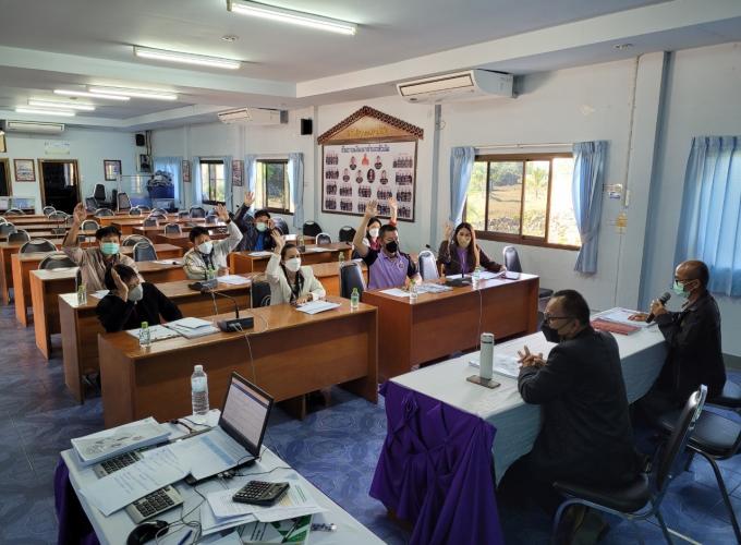 ประชุมคณะกรรมการติดตามและประเมินผลแผนพัฒนาองค์การบริหารส่วนตำบลหัวง้ม